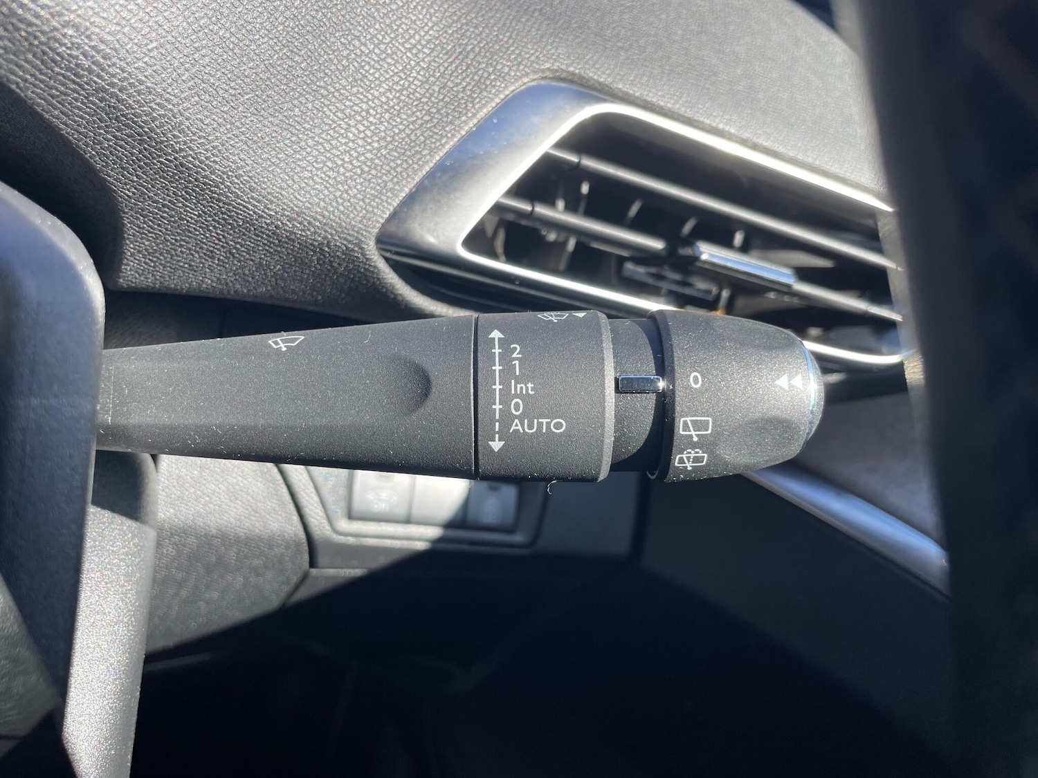 Used Peugeot 3008 2022 for sale - 75808969: Photo 42