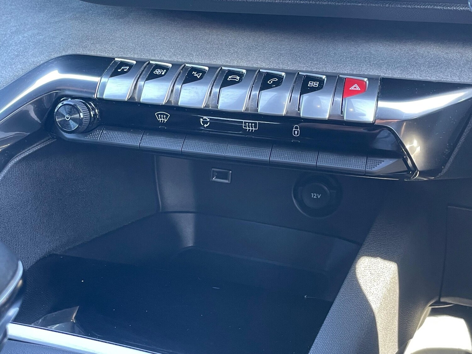 Used Peugeot 3008 2022 for sale - 75808969: Photo 52