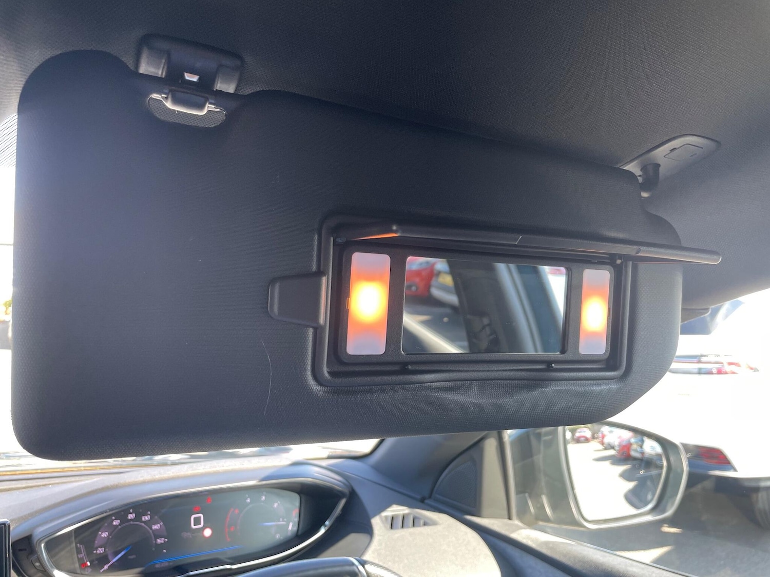 Used Peugeot 3008 2022 for sale - 75808969: Photo 54