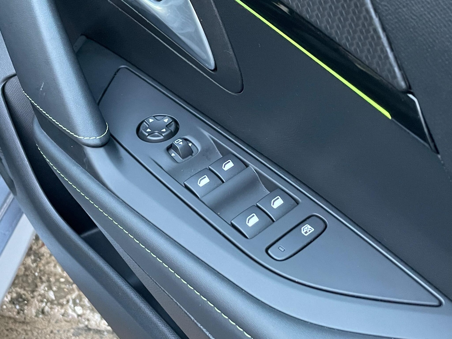 Used Peugeot 208 2022 for sale - 76975686: Photo 35