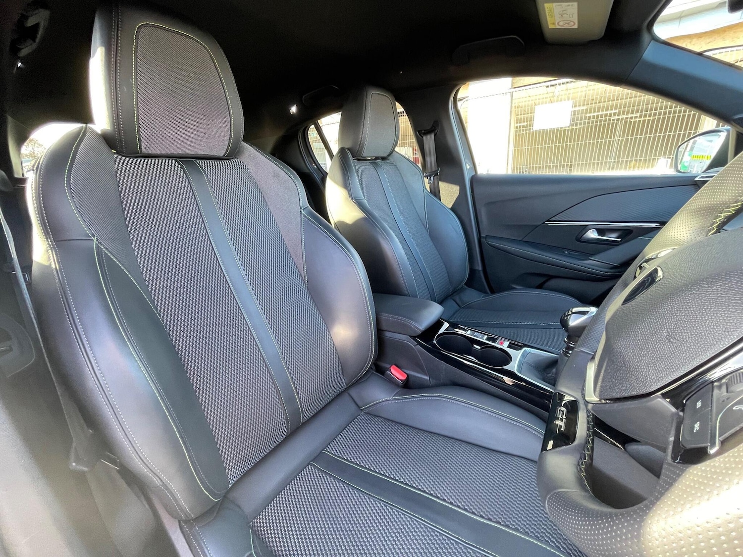 Used Peugeot 208 2024 for sale - 76200882: Photo 36