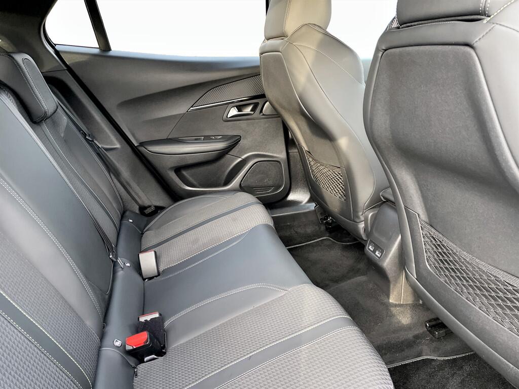 Used Peugeot 2008 2021 for sale - 76715127: Photo 17