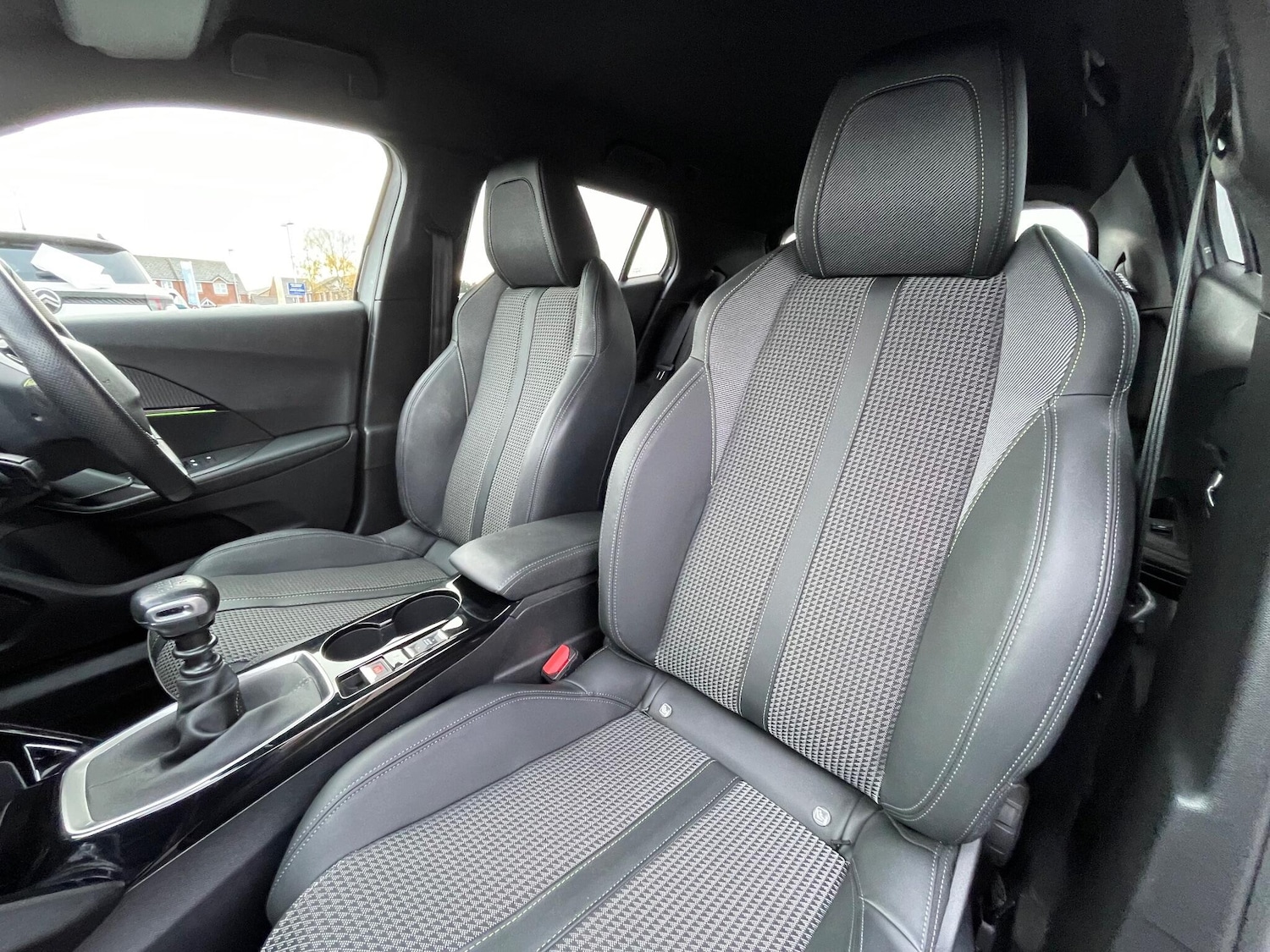 Used Peugeot 2008 2021 for sale - 76715127: Photo 67