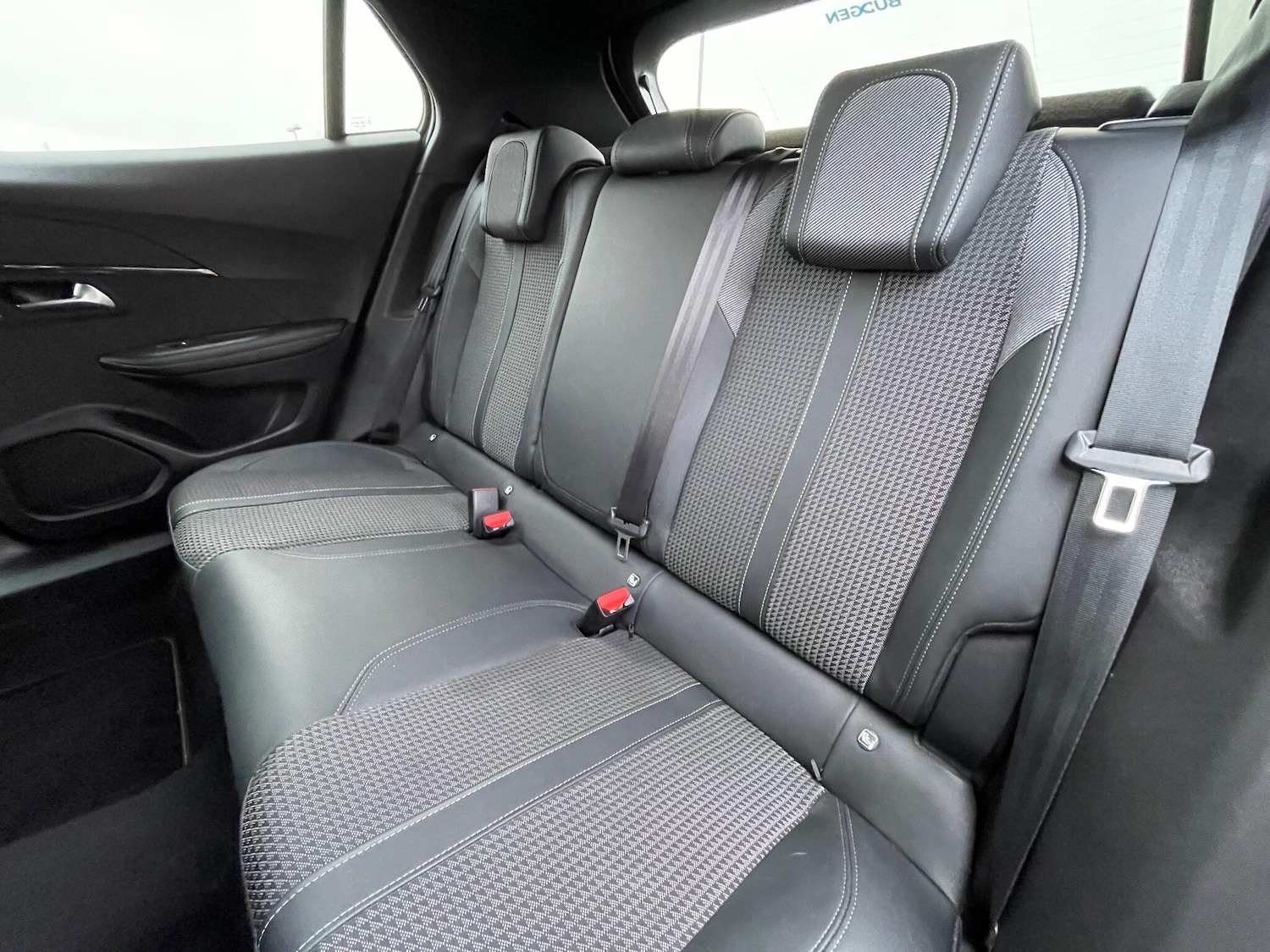 Used Peugeot 2008 2021 for sale - 76715127: Photo 69