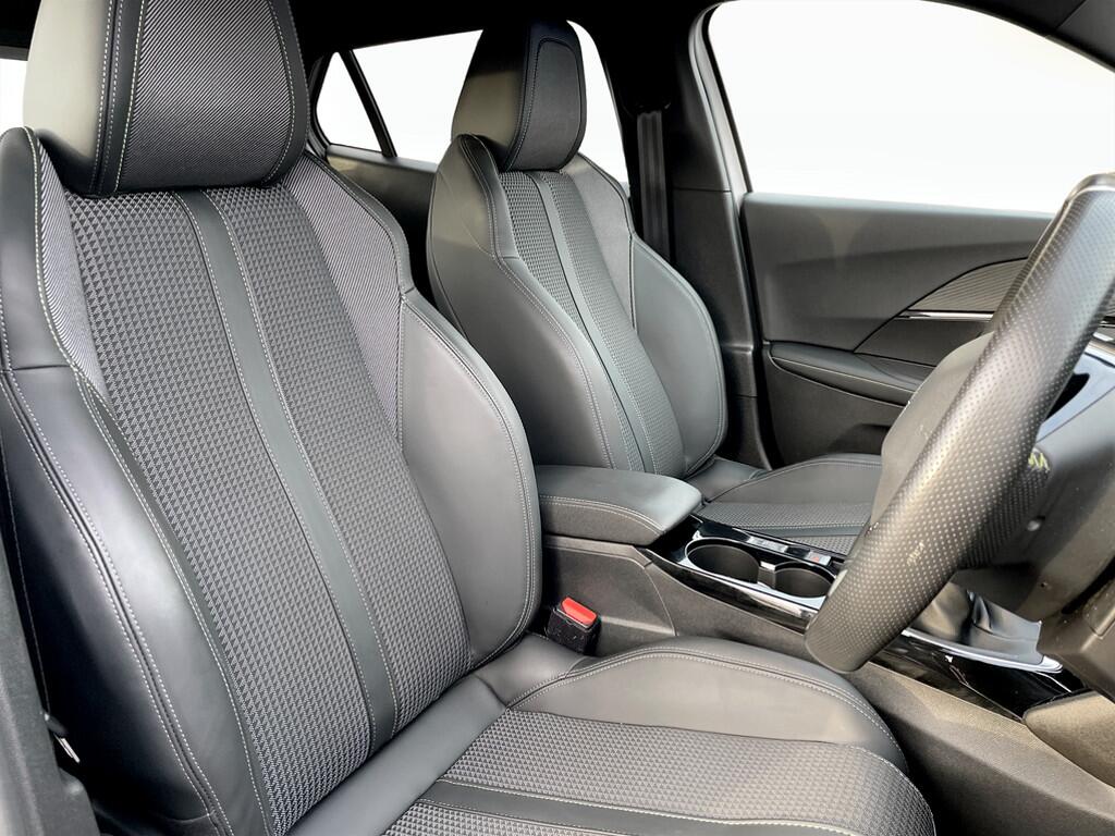 Used Peugeot 2008 2021 for sale - 76715127: Photo 9