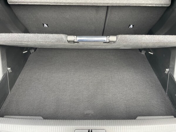 Used Peugeot 2008 2023 for sale - 75782170: Photo 33