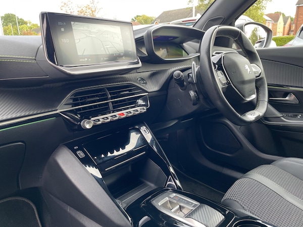 Used Peugeot 2008 2023 for sale - 75782170: Photo 59