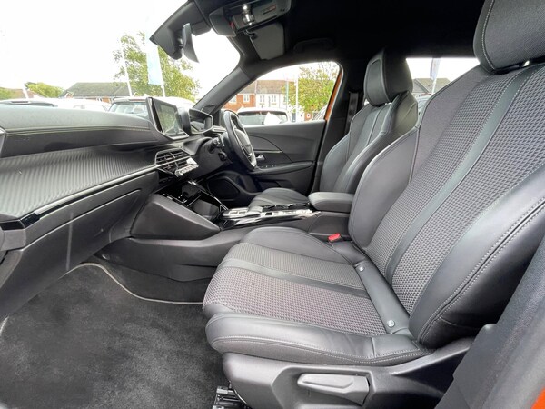 Used Peugeot 2008 2023 for sale - 75782170: Photo 61