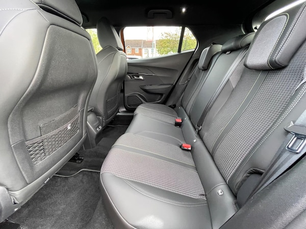 Used Peugeot 2008 2023 for sale - 75782170: Photo 63