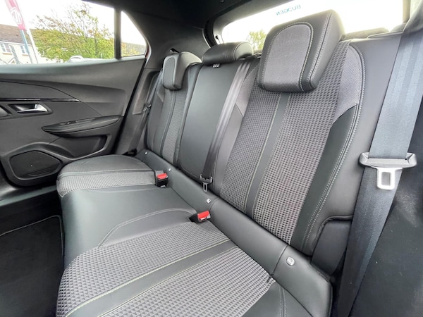 Used Peugeot 2008 2023 for sale - 75782170: Photo 64