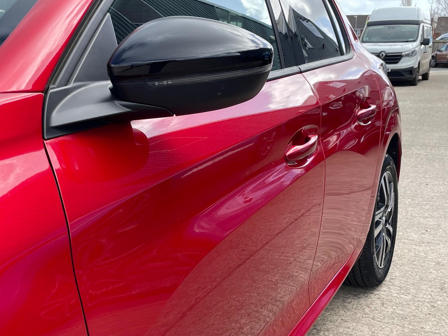 Used Peugeot 208 2023 for sale - 77625670: Photo 21