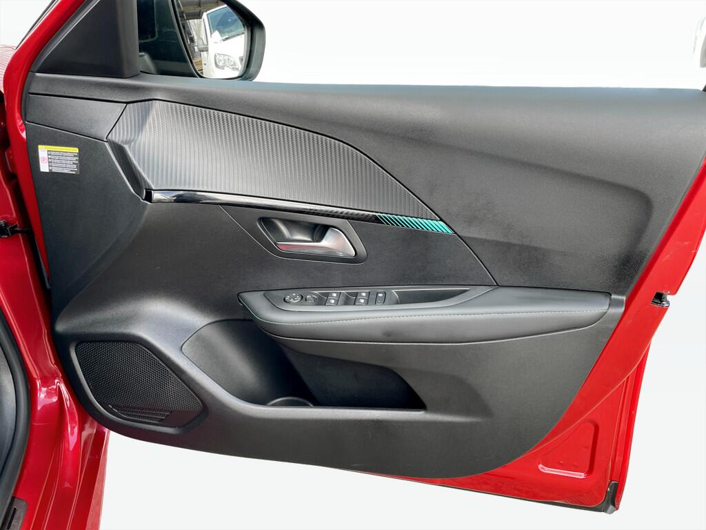 Used Peugeot 208 2023 for sale - 77625670: Photo 6