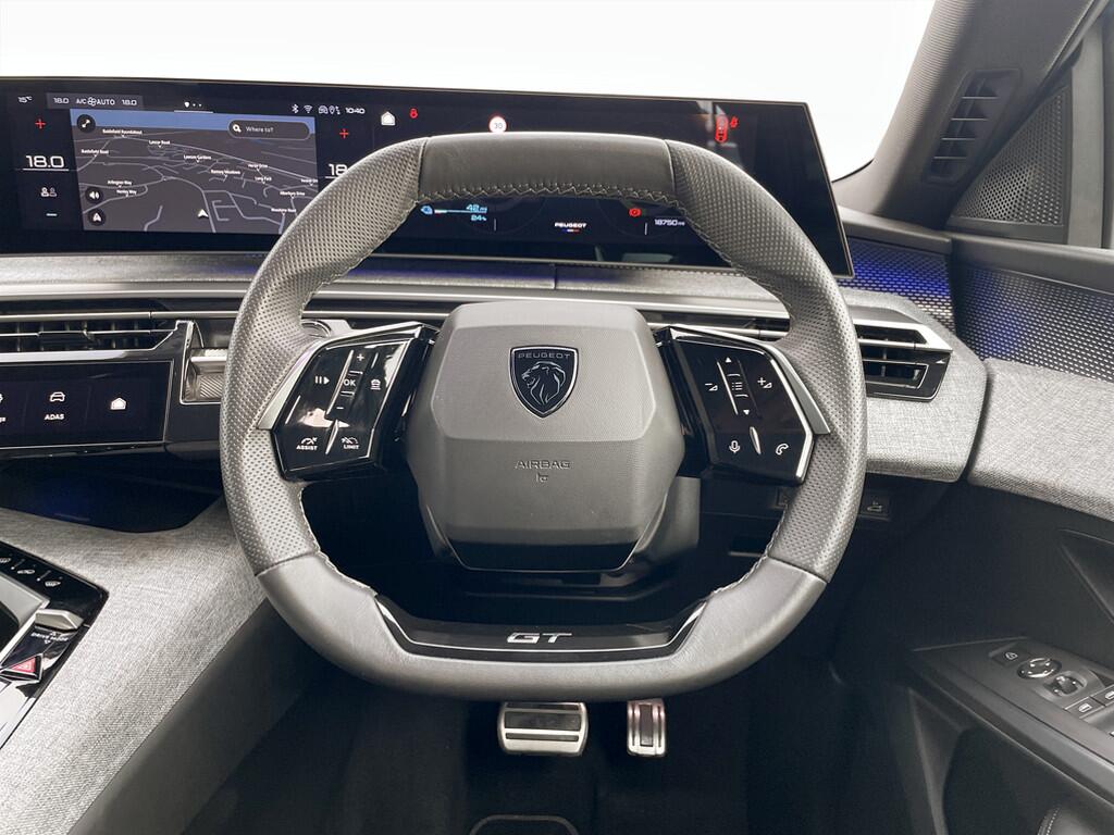 Used Peugeot E-3008 2024 for sale - 76360502: Photo 12