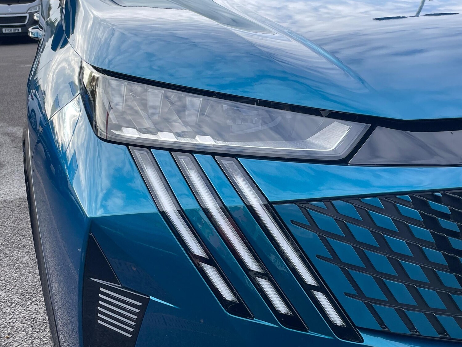 Used Peugeot E-3008 2024 for sale - 76360502: Photo 21