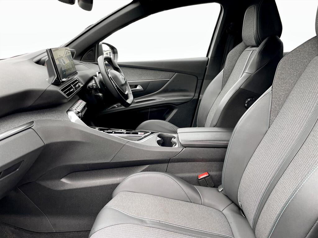 Used Peugeot 3008 2023 for sale - 76199941: Photo 15