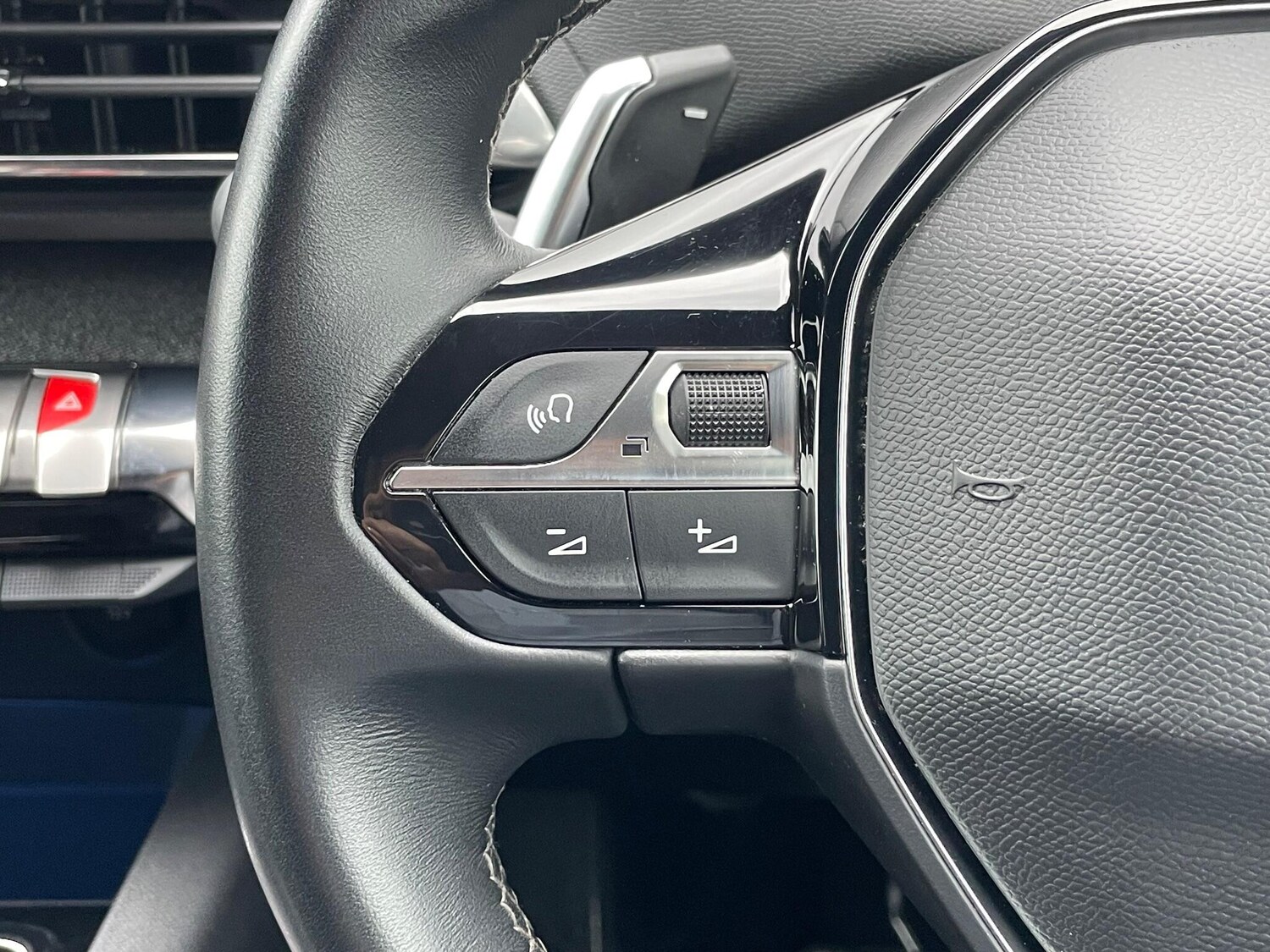 Used Peugeot 3008 2023 for sale - 76199941: Photo 41