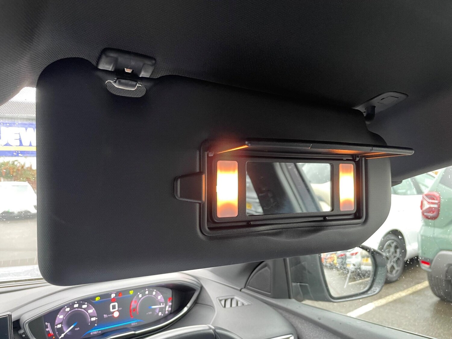 Used Peugeot 3008 2023 for sale - 76199941: Photo 57