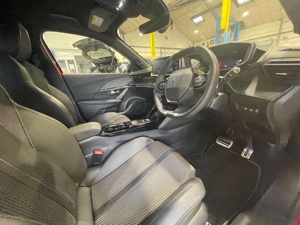 Used Peugeot 2008 2023 for sale - 75741828: Photo 51