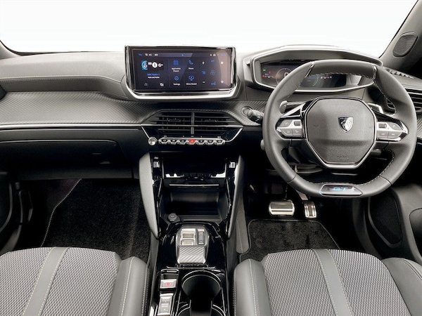 Used Peugeot 2008 2025 for sale - 76200246: Photo 11