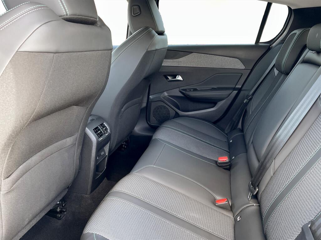 Used Peugeot 308 2023 for sale - 75927078: Photo 15