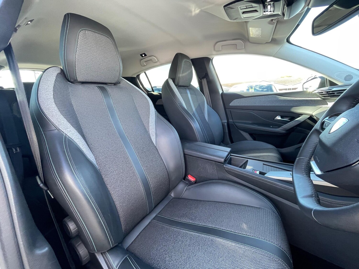 Used Peugeot 308 2023 for sale - 75927078: Photo 33