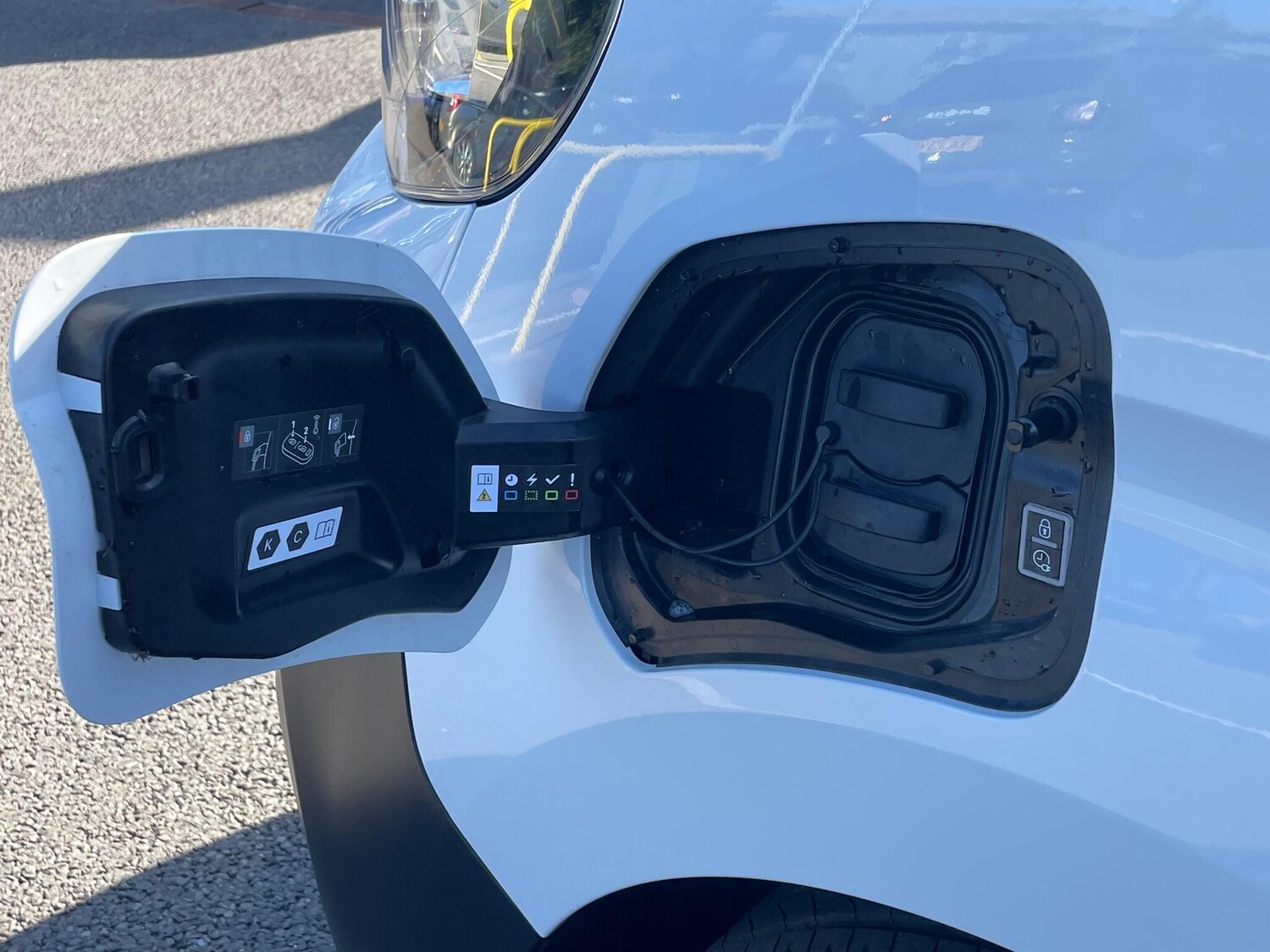 Used Peugeot e-Expert 2024 for sale - 75990615: Photo 22