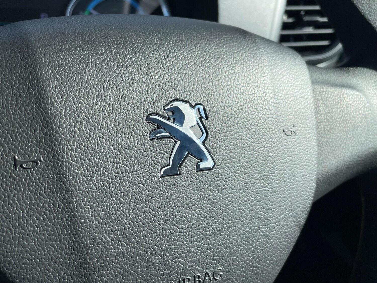 Used Peugeot e-Expert 2024 for sale - 75990615: Photo 33