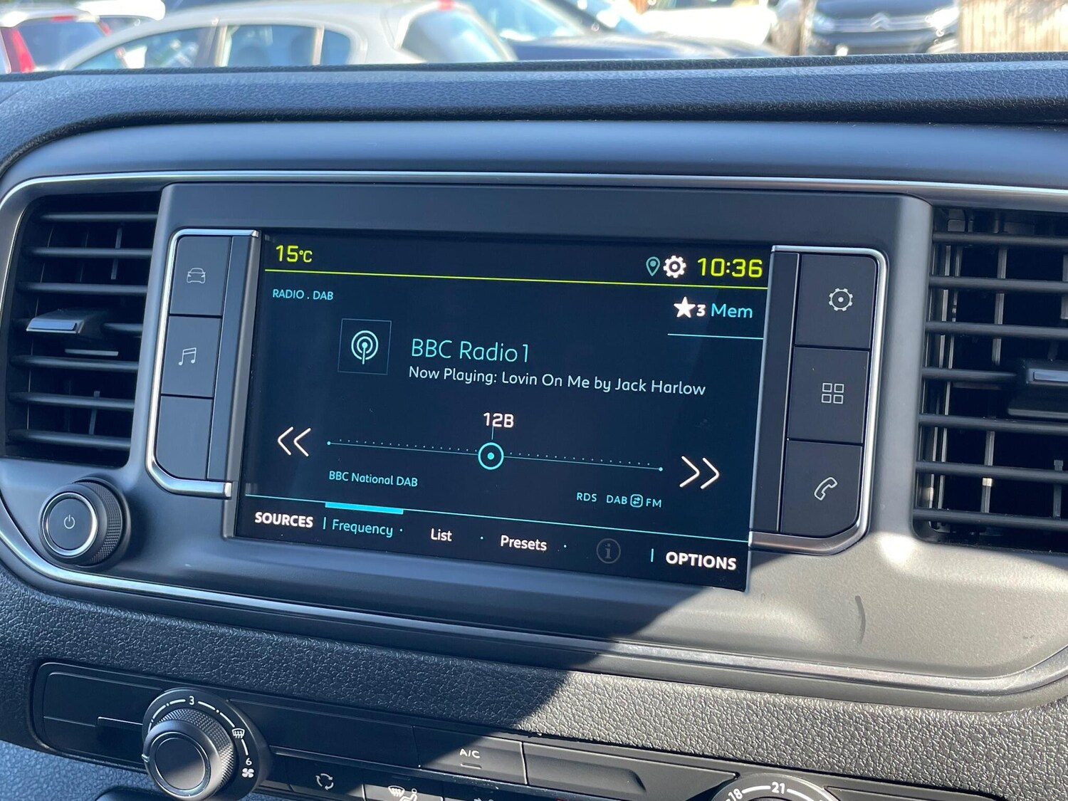 Used Peugeot e-Expert 2024 for sale - 75990615: Photo 37