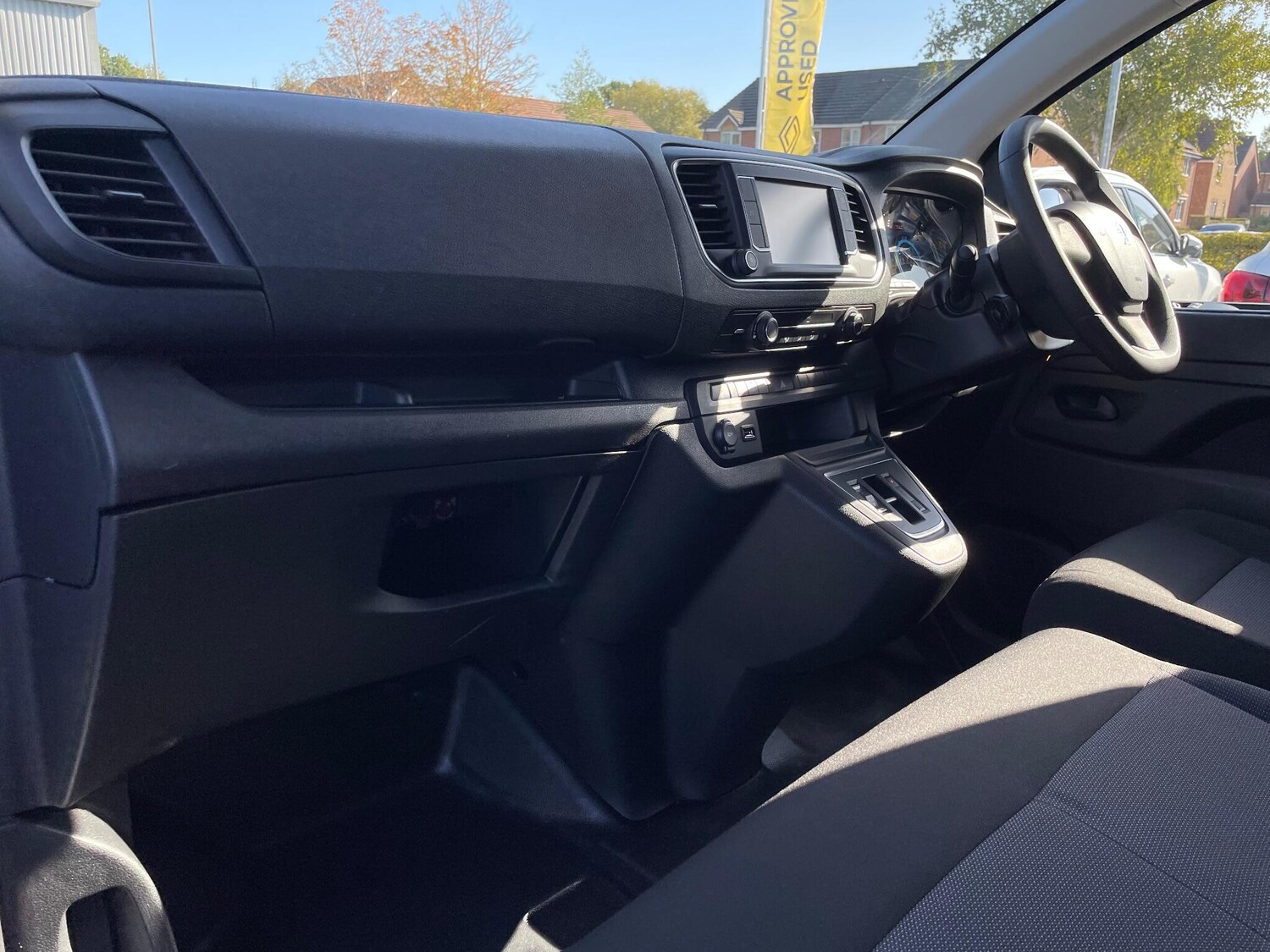 Used Peugeot e-Expert 2024 for sale - 75990615: Photo 45