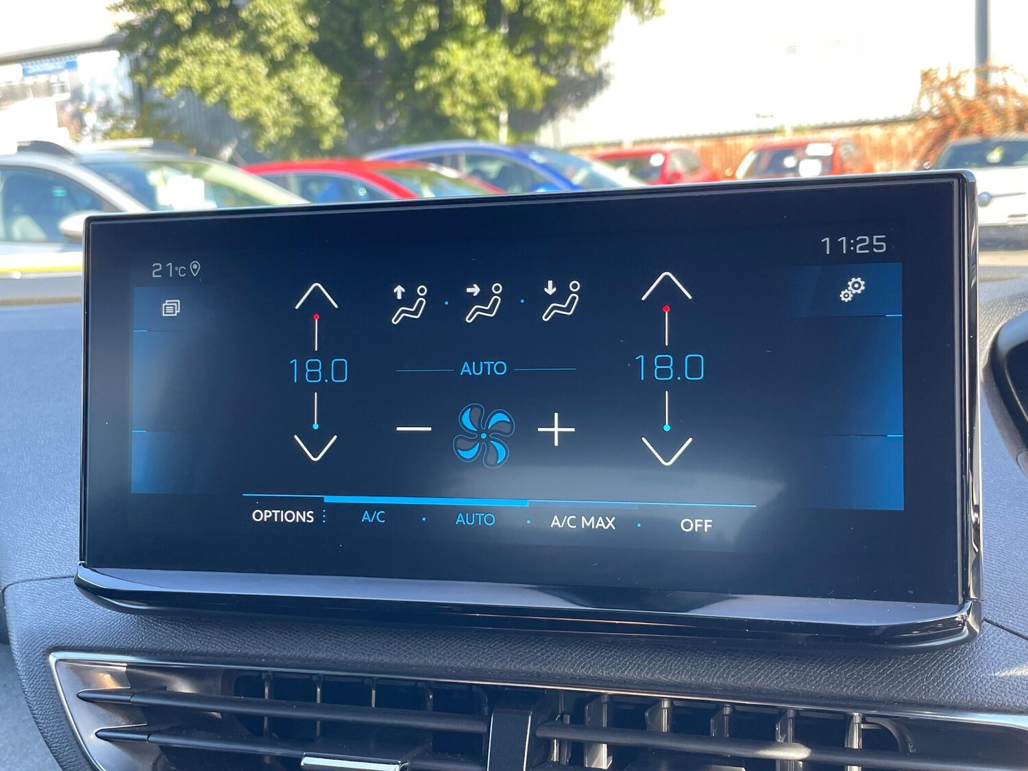 Used Peugeot 3008 2022 for sale - 76042192: Photo 51