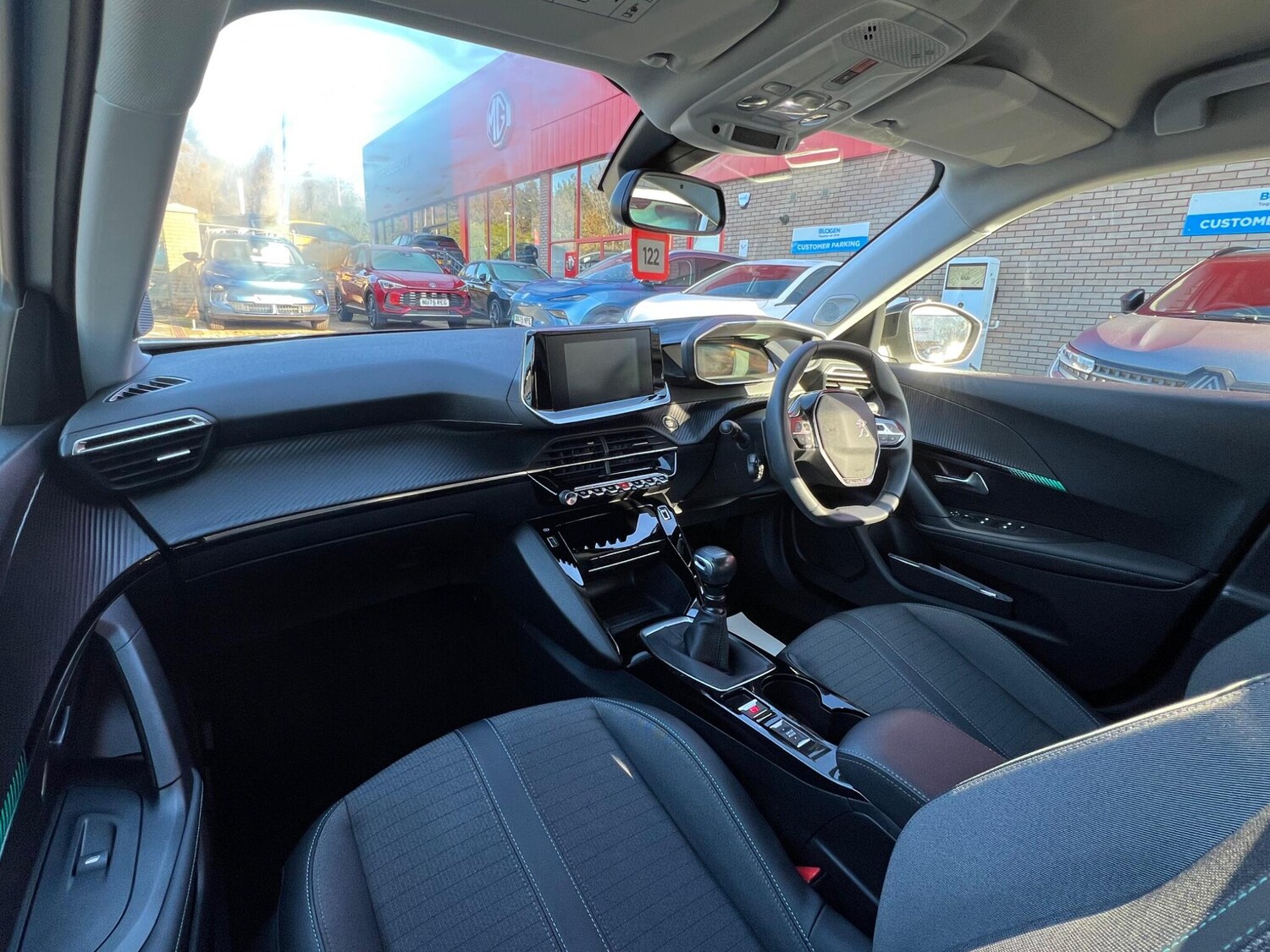 Used Peugeot 2008 2022 for sale - 77352085: Photo 11