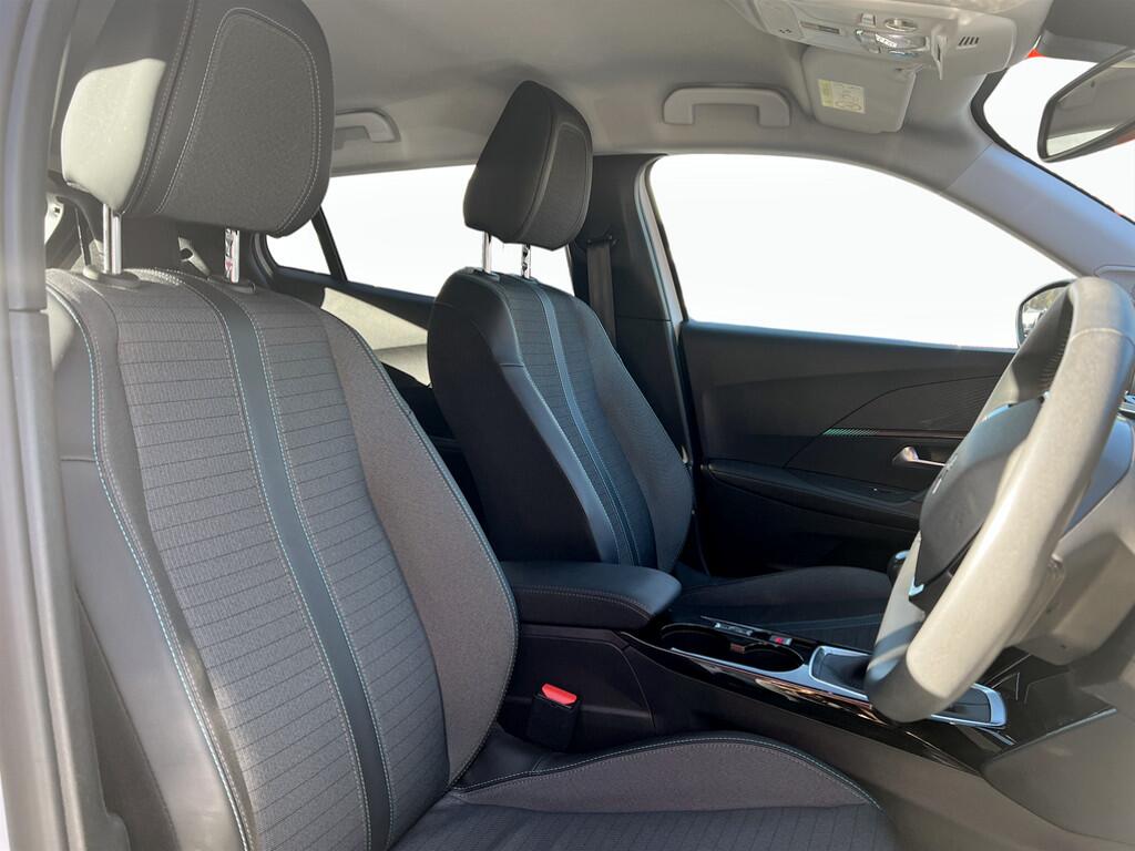 Used Peugeot 2008 2022 for sale - 77352085: Photo 13