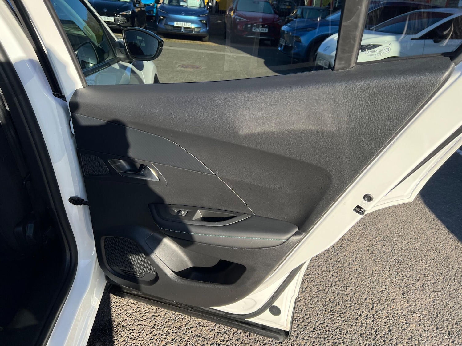 Used Peugeot 2008 2022 for sale - 77352085: Photo 28