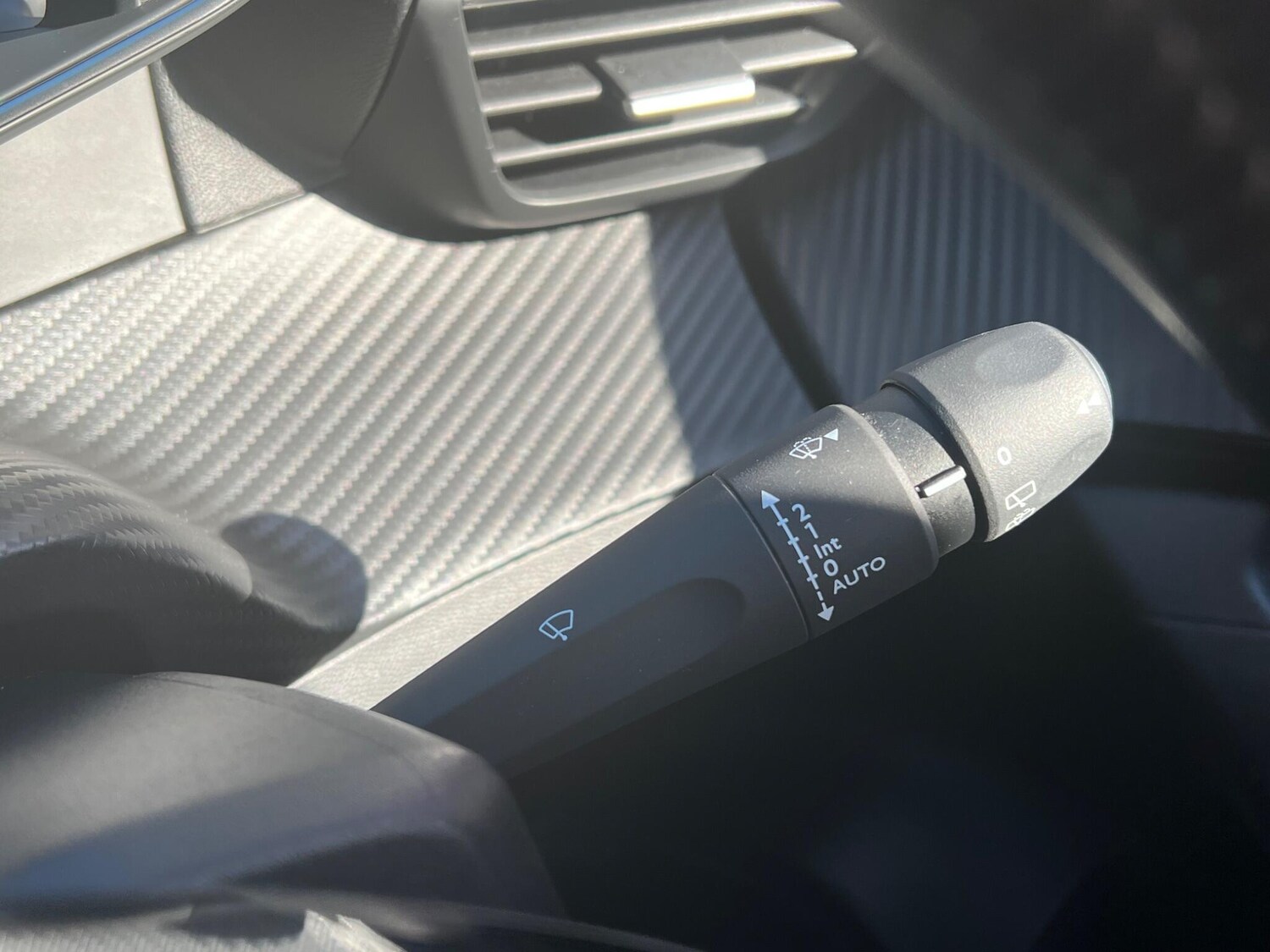 Used Peugeot 2008 2022 for sale - 77352085: Photo 53