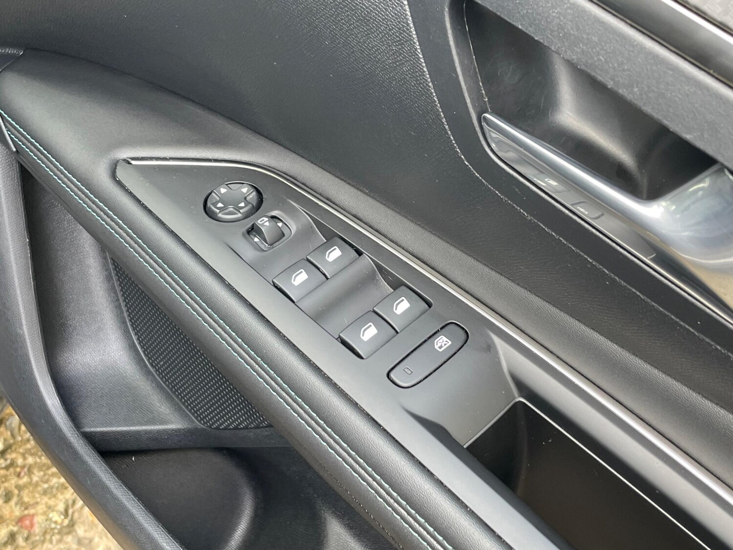 Used Peugeot 3008 2023 for sale - 77191944: Photo 33