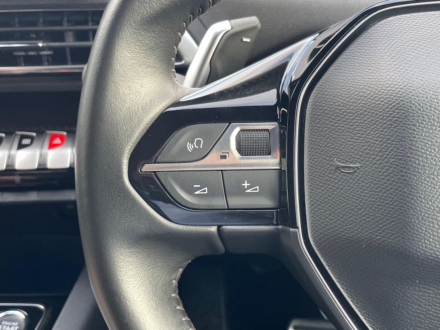 Used Peugeot 3008 2023 for sale - 77191944: Photo 40