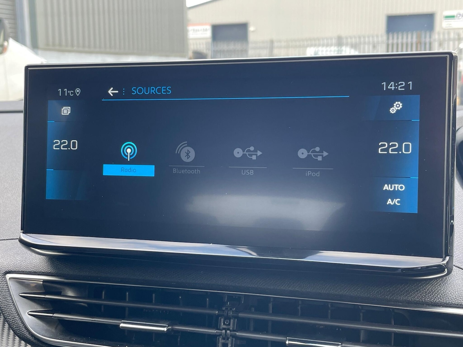 Used Peugeot 3008 2023 for sale - 77191944: Photo 47