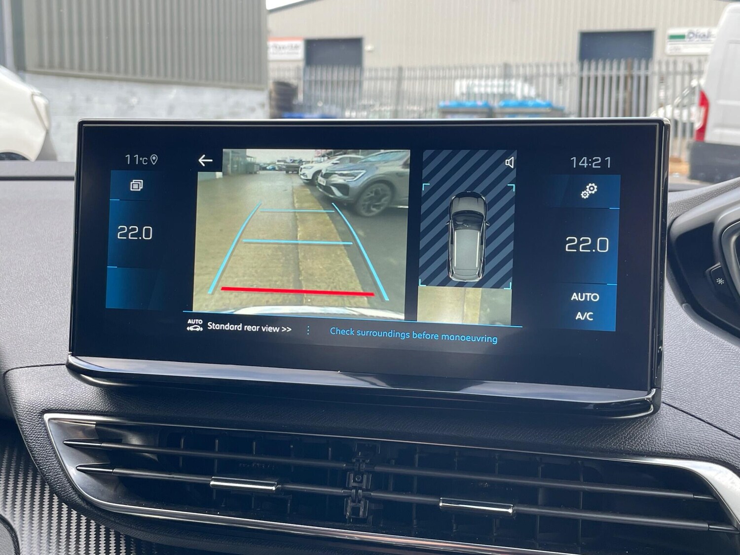 Used Peugeot 3008 2023 for sale - 77191944: Photo 52