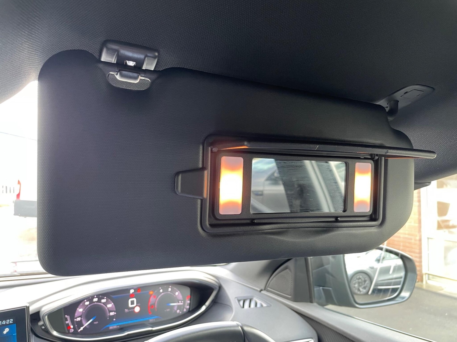 Used Peugeot 3008 2023 for sale - 77191944: Photo 55