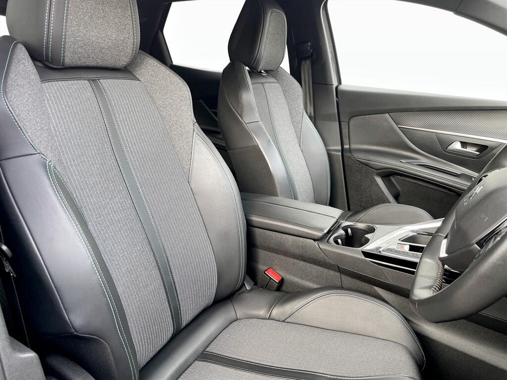 Used Peugeot 3008 2023 for sale - 77191944: Photo 9