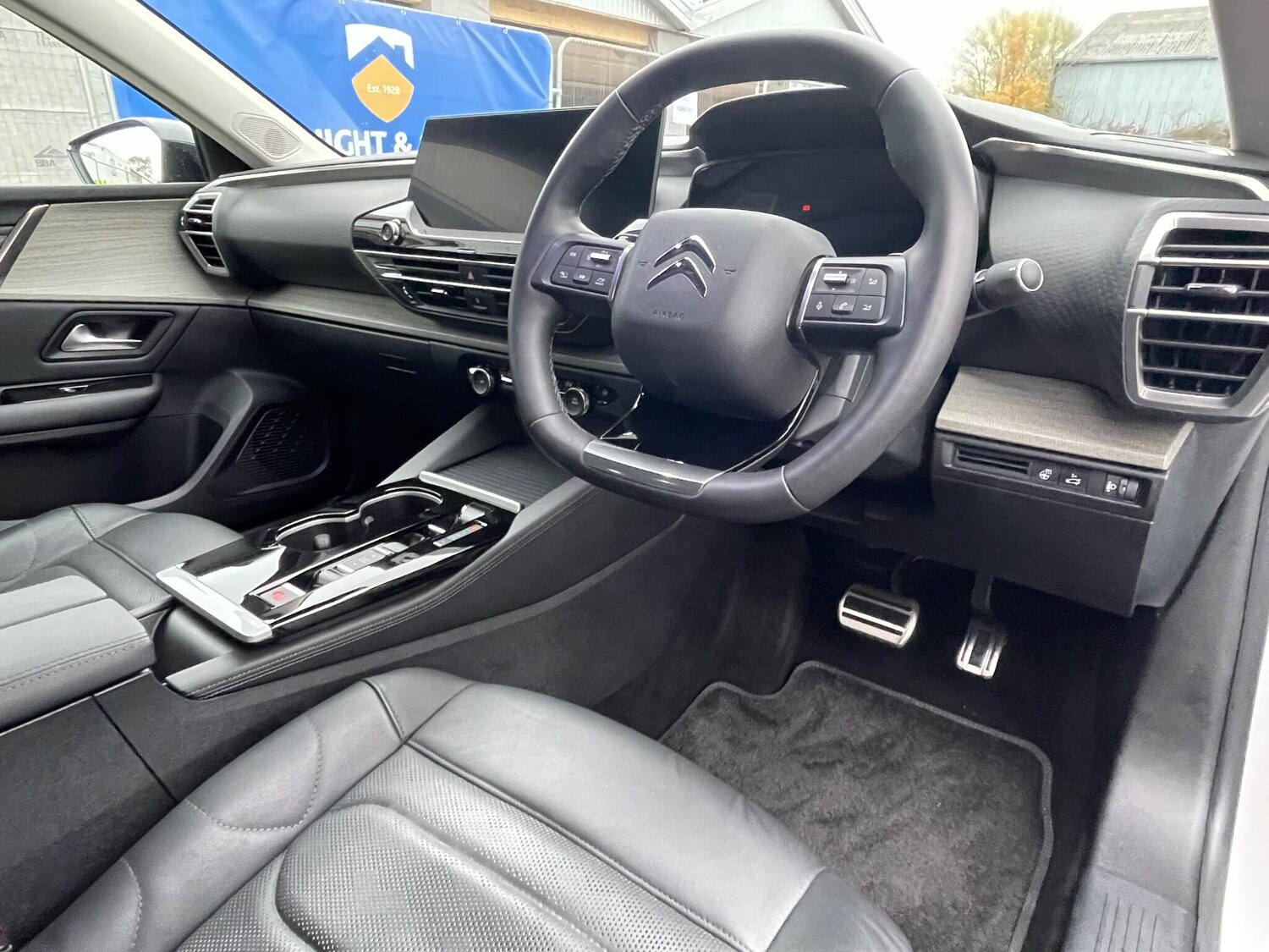 Used Citroen C5 X 2024 for sale - 76742610: Photo 39