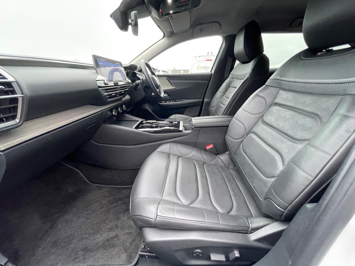 Used Citroen C5 X 2024 for sale - 76742610: Photo 60