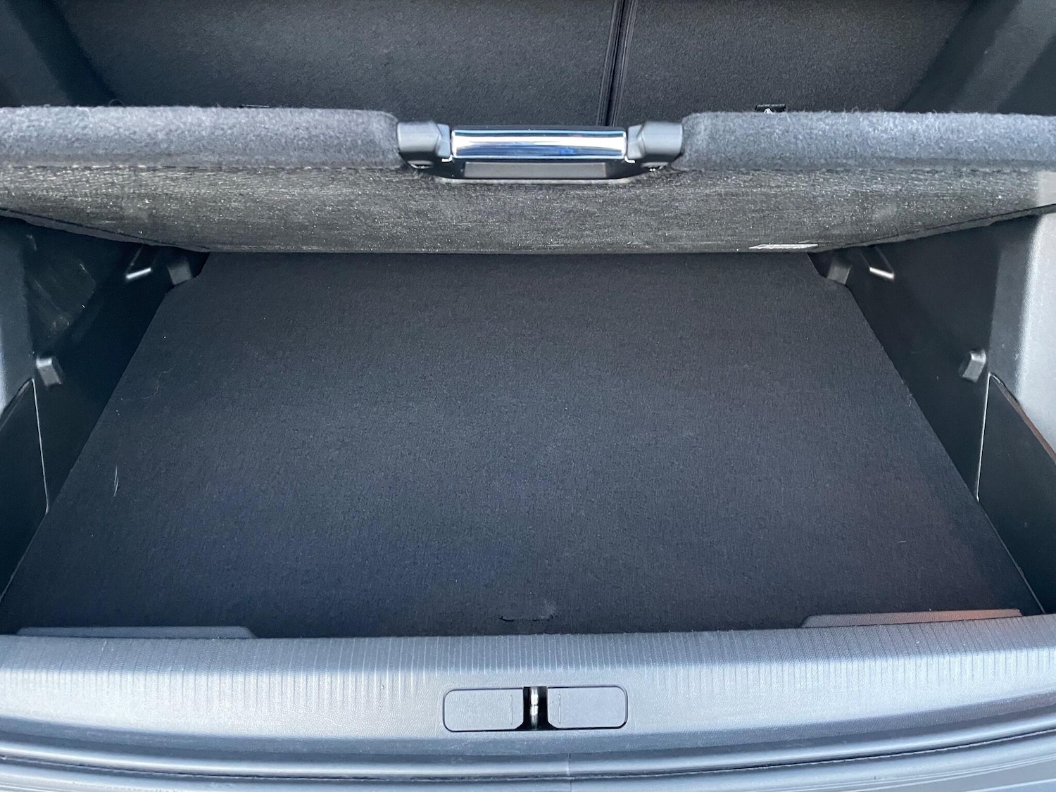 Used Peugeot 2008 2021 for sale - 76975775: Photo 33