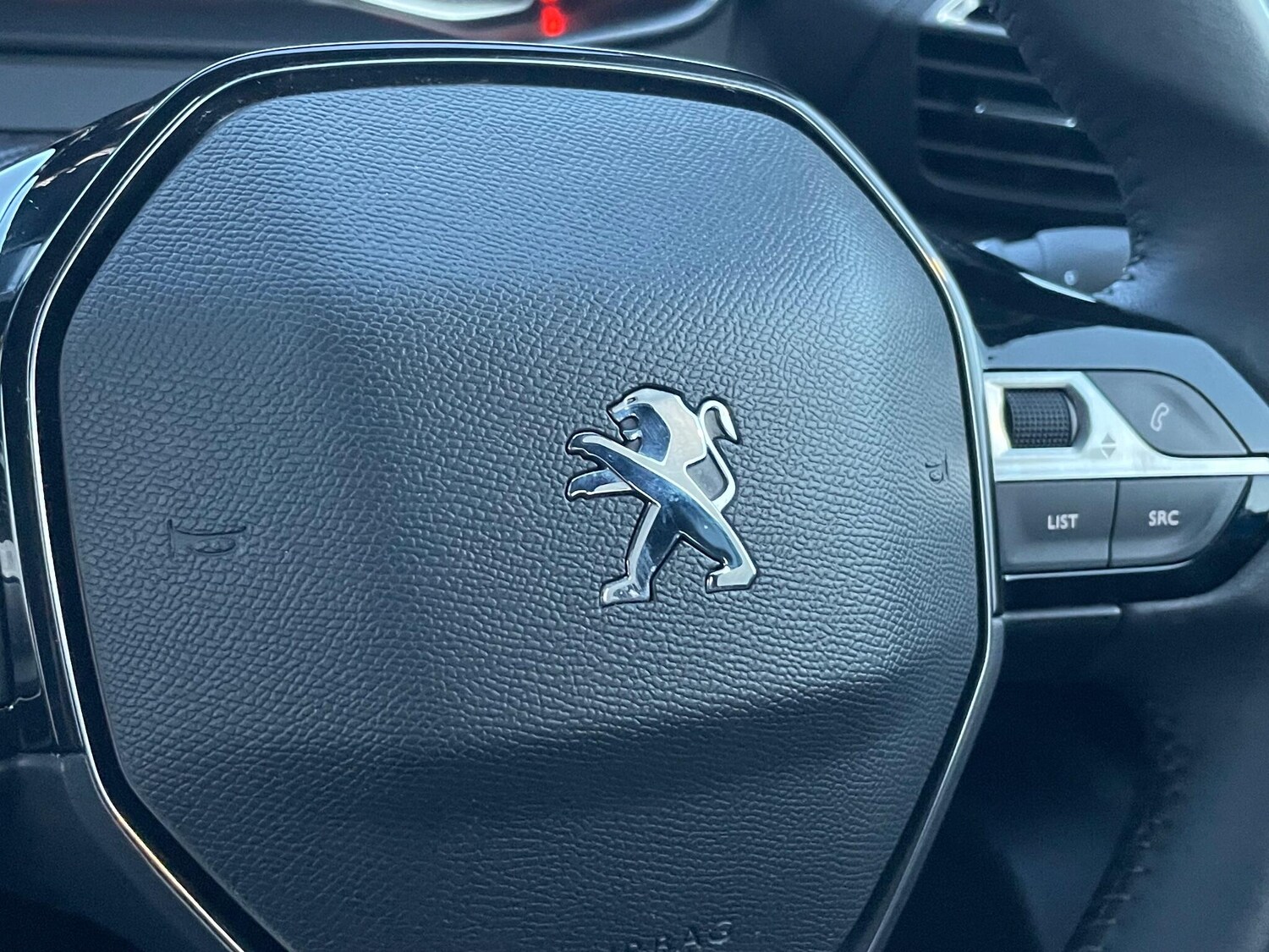 Used Peugeot 2008 2021 for sale - 76975775: Photo 40