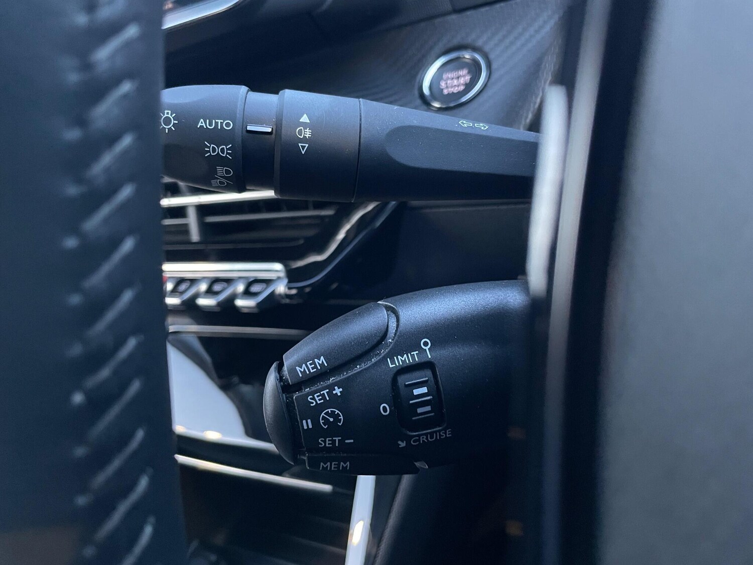 Used Peugeot 2008 2021 for sale - 76975775: Photo 42