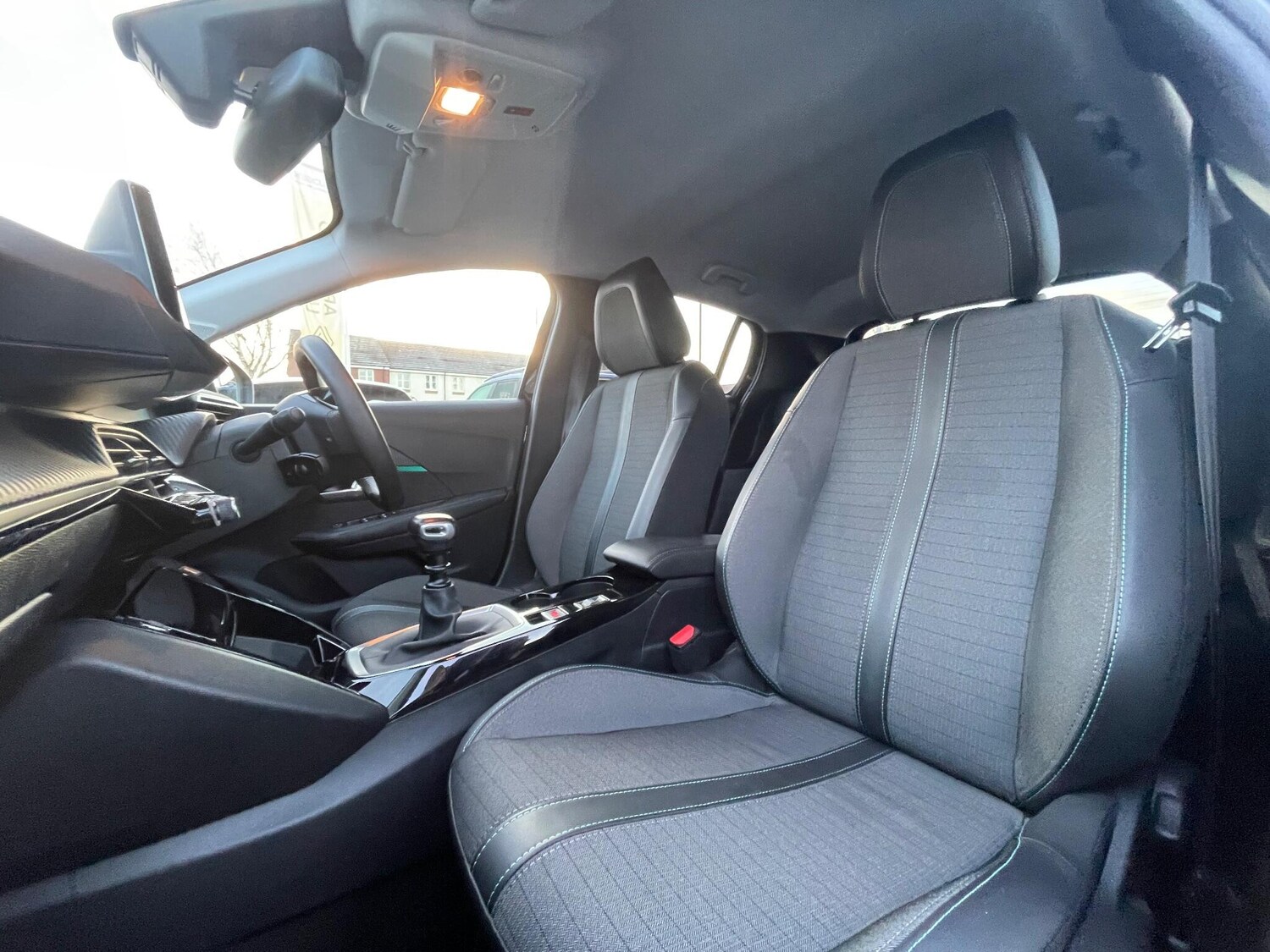 Used Peugeot 208 2022 for sale - 76926864: Photo 48