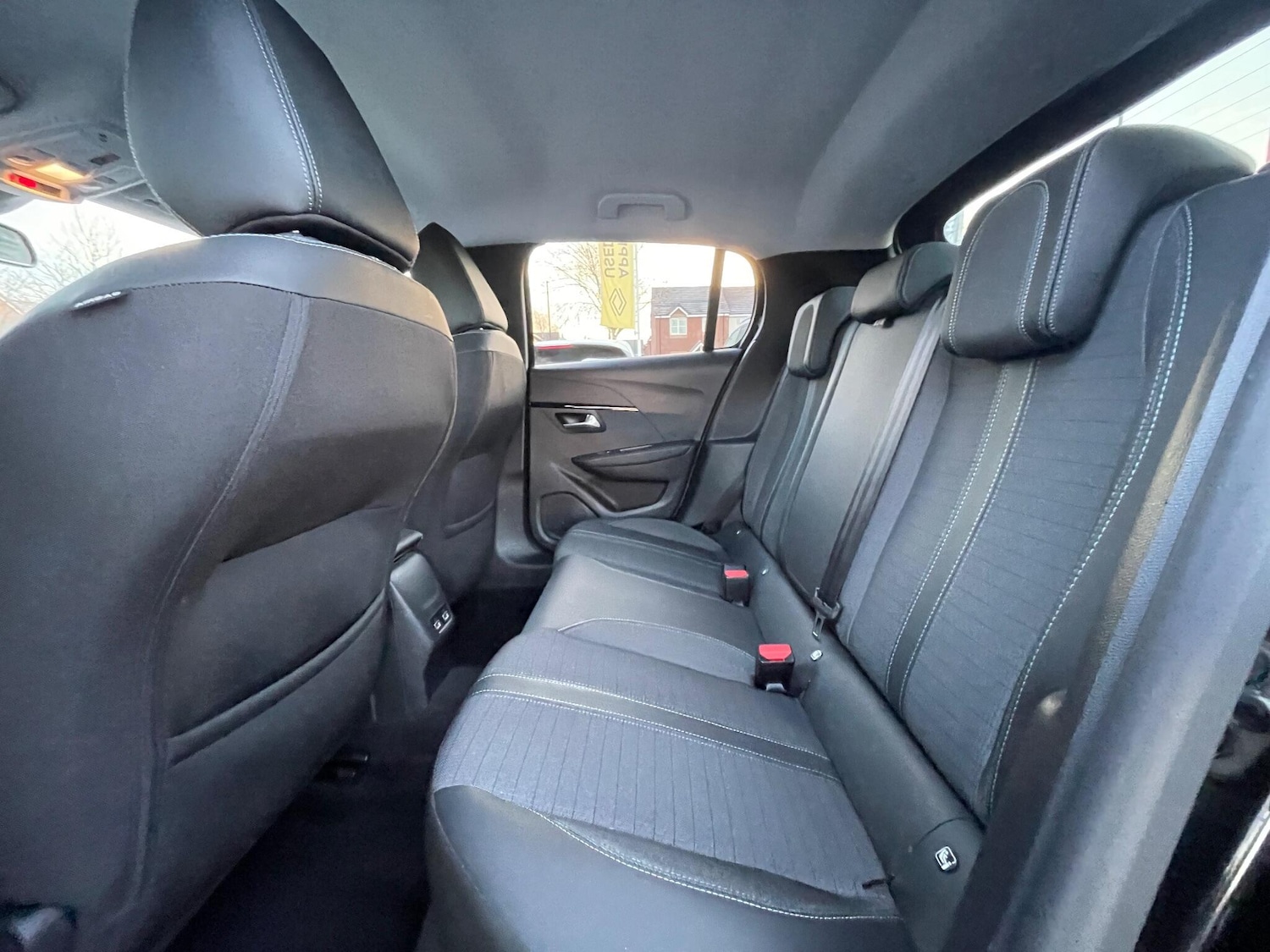 Used Peugeot 208 2022 for sale - 76926864: Photo 49