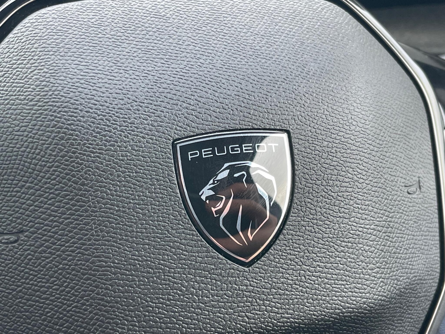 Used Peugeot 308 2022 for sale - 76060314: Photo 42