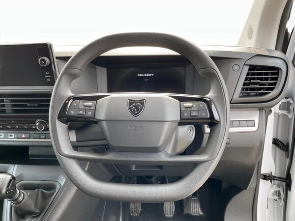 Used Peugeot Expert 2024 for sale - 74546399: Photo 11