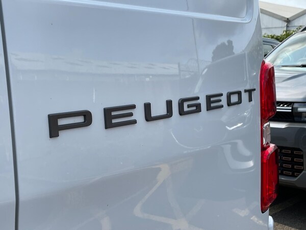 Used Peugeot Expert 2024 for sale - 74546399: Photo 24
